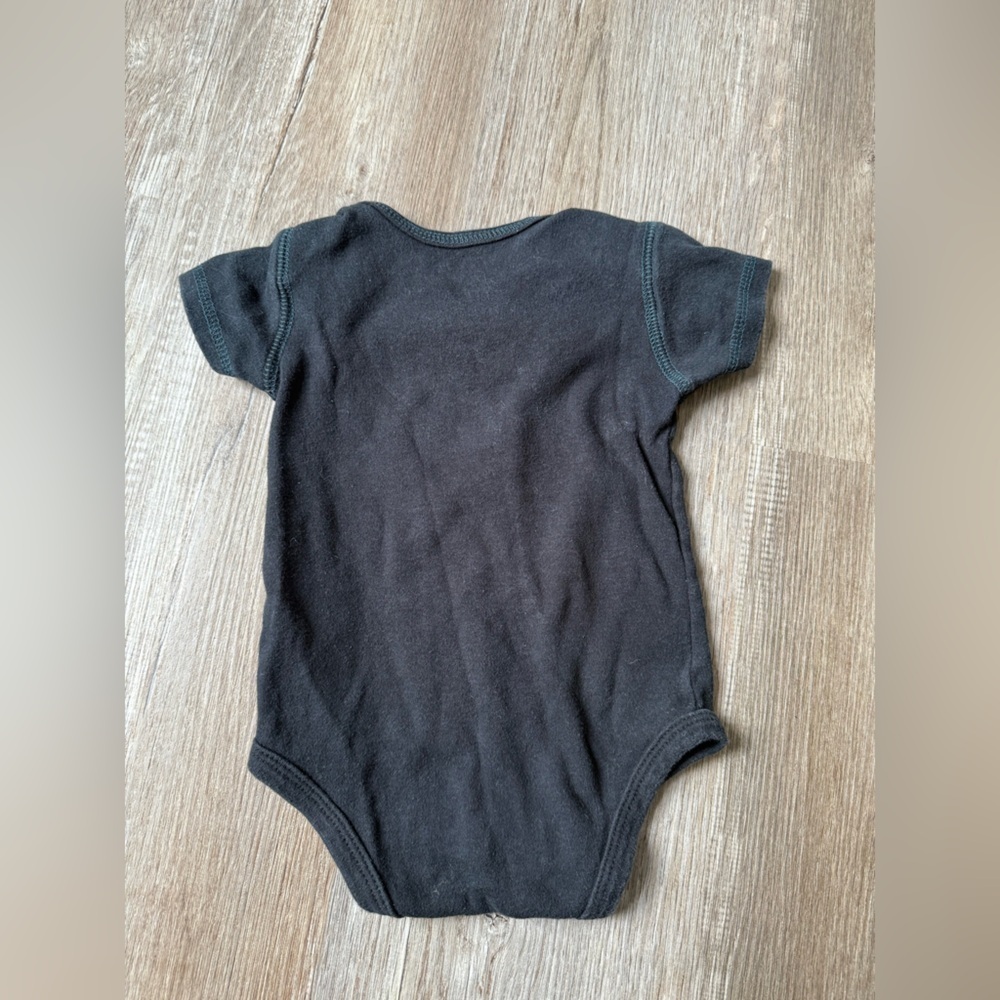 Philadelphia Eagles Onesie Baby Size 9-12 Mo Black Green - Picture 4 of 6